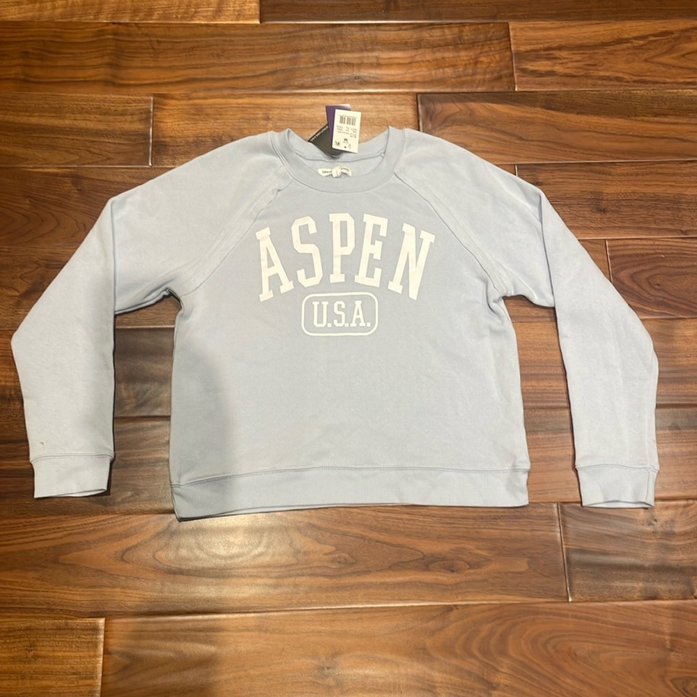 NWT Women’s Aspen Sweatshirt